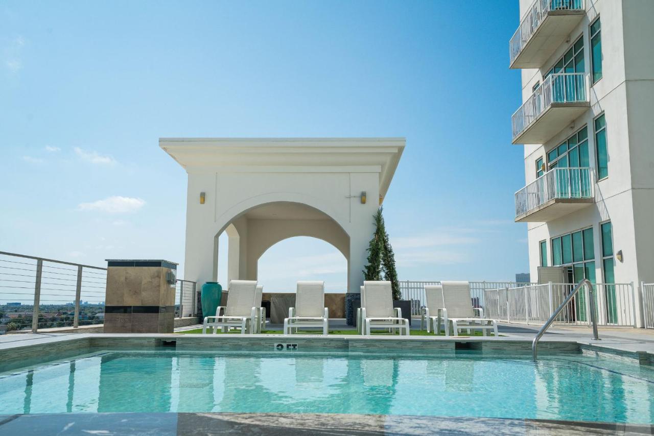Sea It All Infinity Pool Ocean Views Steps From The Beach - A Perfect Romantic Getaway Galveston Esterno foto