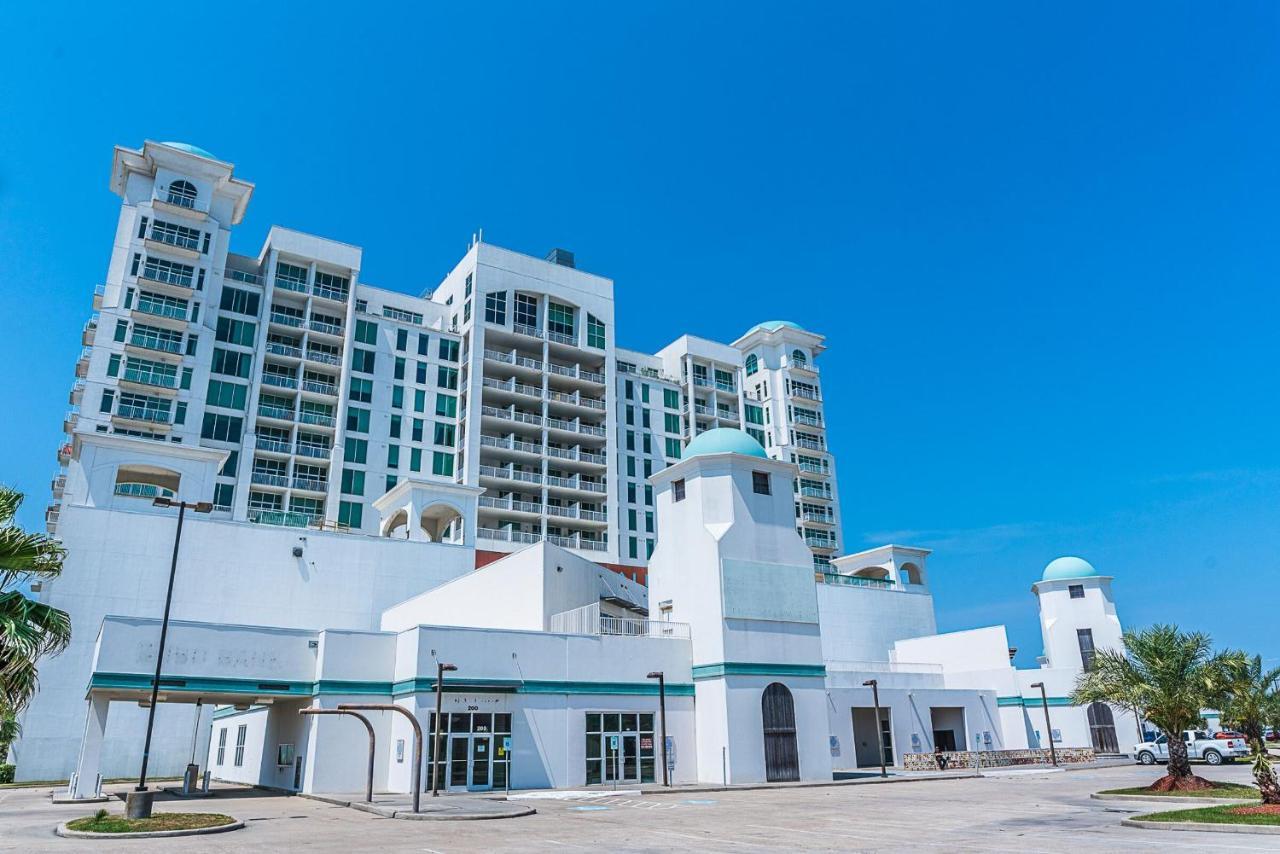 Appartamento Sea It All Infinity Pool Ocean Views Steps From The Beach - A Perfect Romantic Getaway Galveston Esterno foto